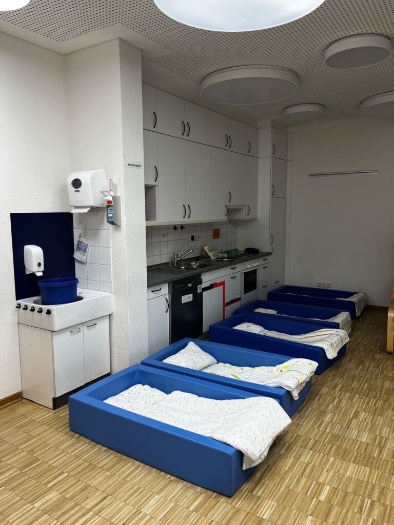 Abbildung 3 Linker Blick auf fiktiven Schlafraum.